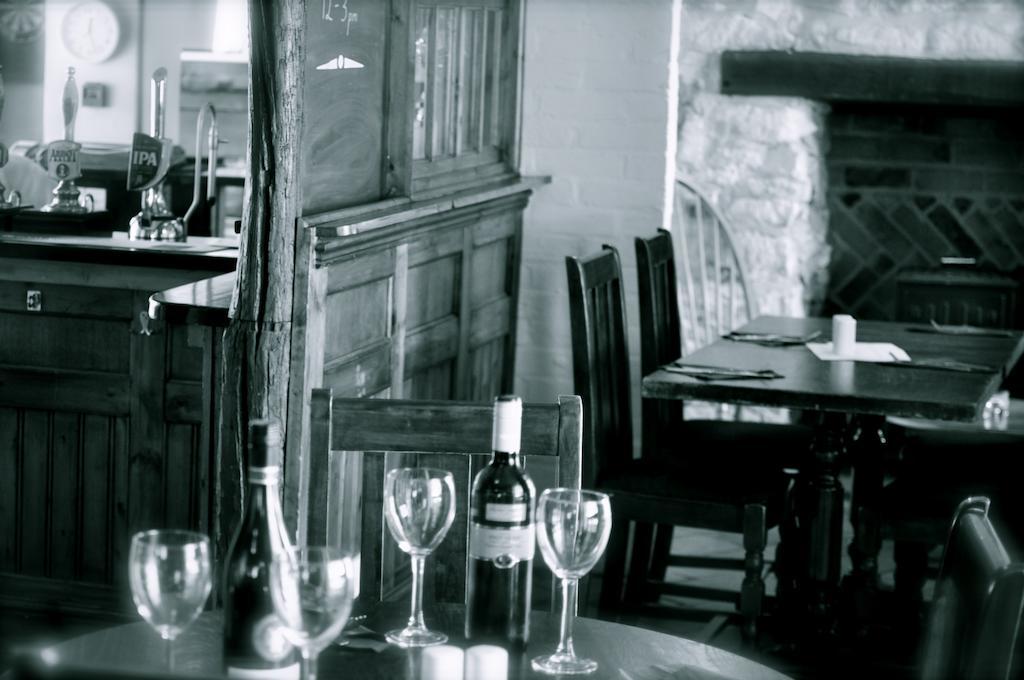The Crown Inn Benson Εξωτερικό φωτογραφία